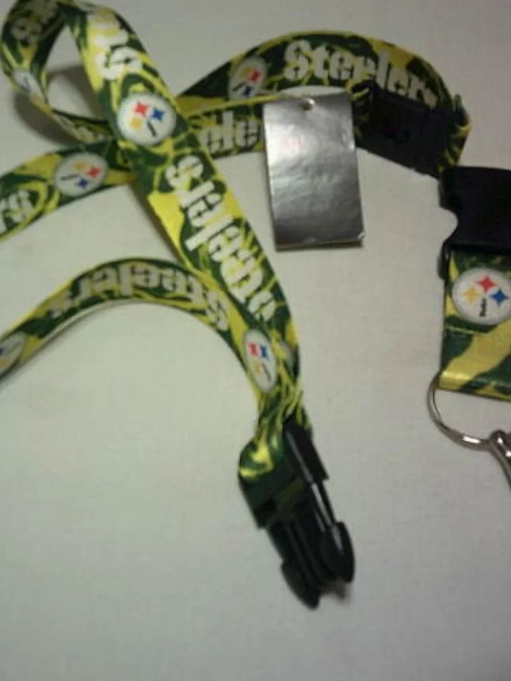 NFL NEW PITTSBURG STEELERS LANYARD KEYCHAIN DETACHABLE IN 2 PLACES EXTRA LONG 🏈